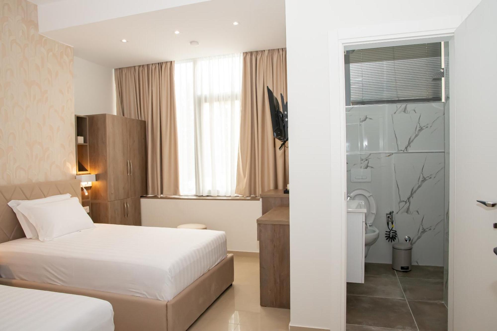 Alv Rent Rooms Vlorë Exterior foto