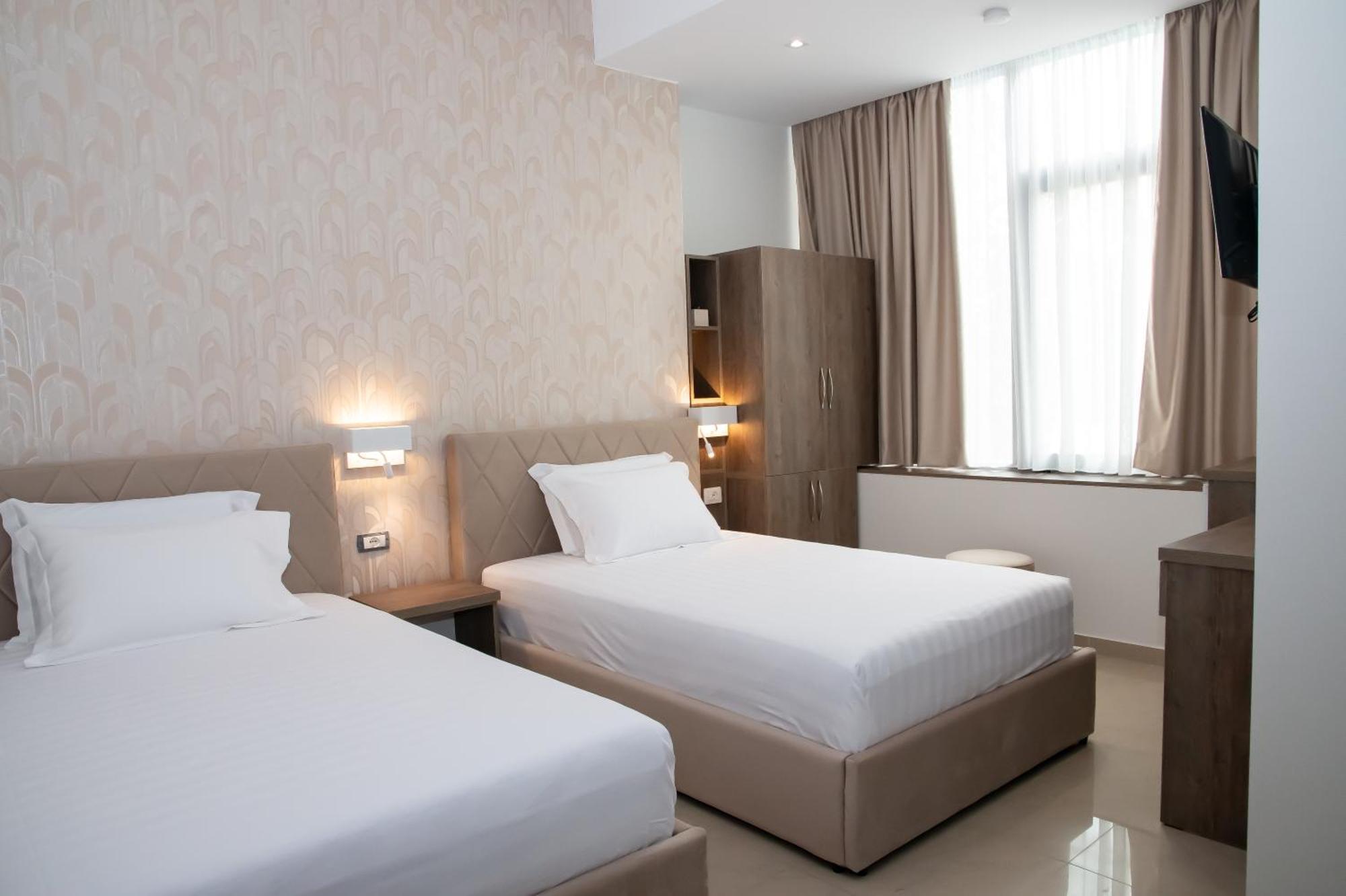 Alv Rent Rooms Vlorë Exterior foto