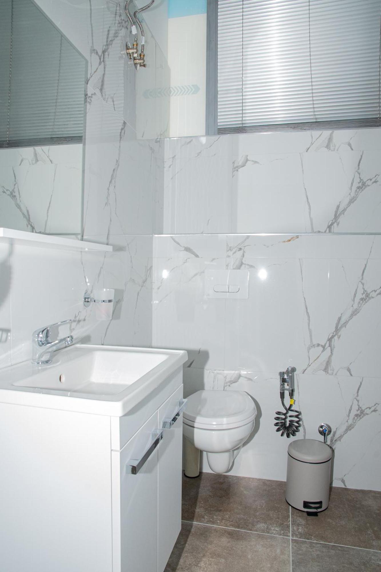 Alv Rent Rooms Vlorë Exterior foto